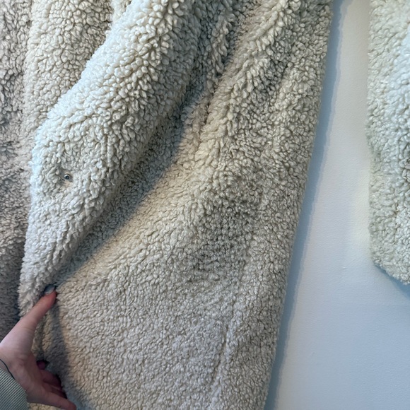 Abercrombie & Fitch Sherpa Coat XS Cream NWT - Picture 9 of 12